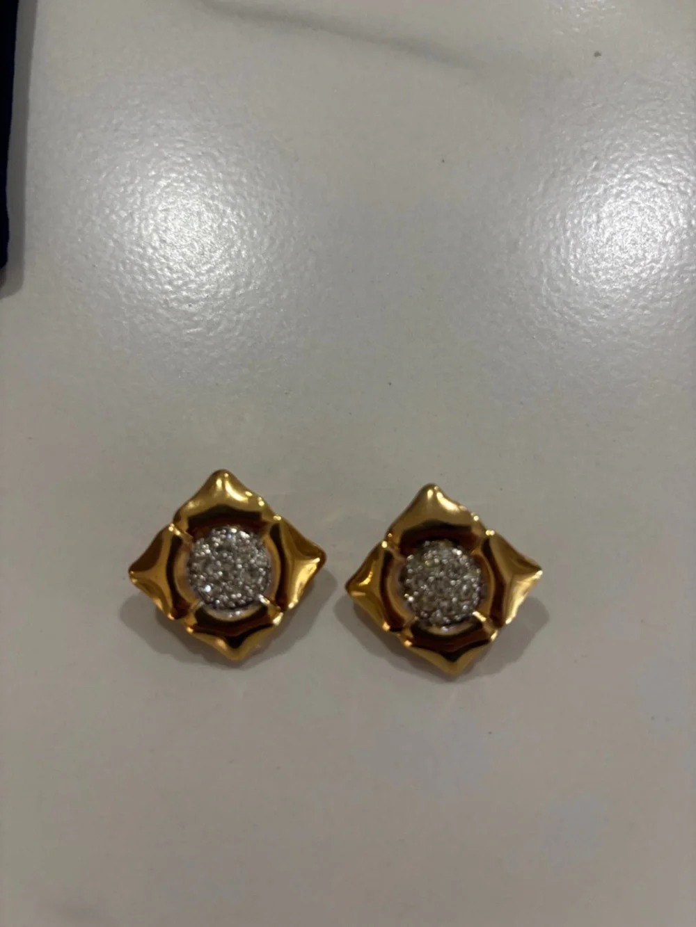 Nina Ricci clip earrings and free gift!! - Picture 3 of 6